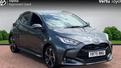 Used Toyota Yaris 131 HP (96 kW) 2025 Decuma grey (metallic paint) Hatchback