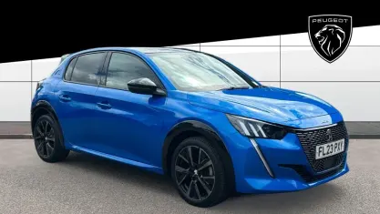 Gebraucht Peugeot 208 GTi 131 PS (96 kW) 2023 Blau Kleinwagen