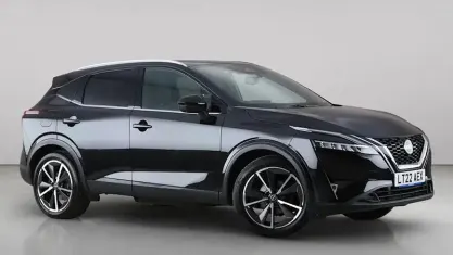 Used Nissan Qashqai S 140 HP (102 kW) 2022 Black SUV