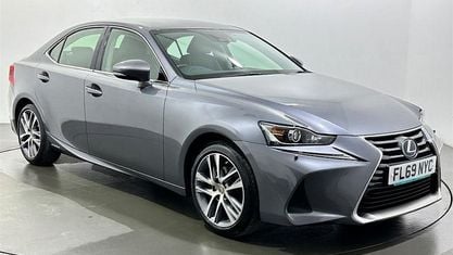 Begagnad Lexus IS300h 223 HK (164 kW) 2020 Sedan
