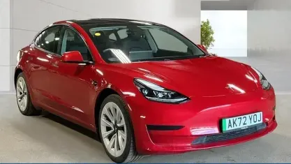 Used Tesla Model 3 Standard Range 180 kW (245 HP) 2022 Red Sedan