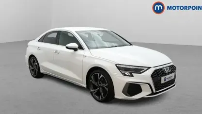 Usado Audi A3 S-Line 110 HP (80 kW) 2024 Sedan
