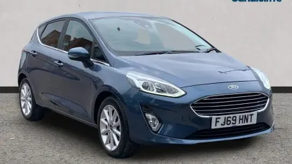 Używany Ford Fiesta Titanium 125 KM (91 kW) 2019 Niebieski Hatchback