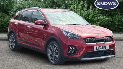 Used Kia Niro 141 HP (103 kW) 2020 Red SUV