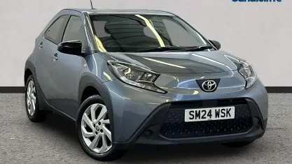 Used Toyota Aygo X PURE 72 HP (52 kW) 2022 Grey SUV