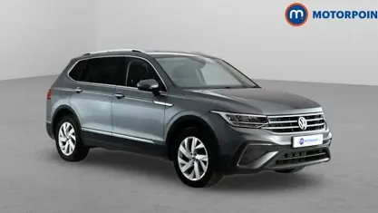 Begagnad VW Tiguan Allspace Life 150 HK (110 kW) 2024 SUV