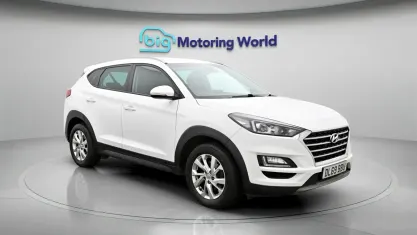 Usado Hyundai Tucson SE 177 HP (130 kW) 2020 Branco SUV