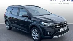 Black Used 2022 Dacia Jogger Comfort MPV | £13,770 (Fair price)