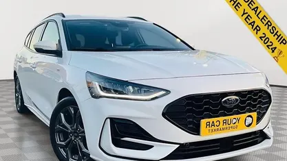 Used 2022 Ford Focus ST-Line Estate | £13,799 (Good price)
