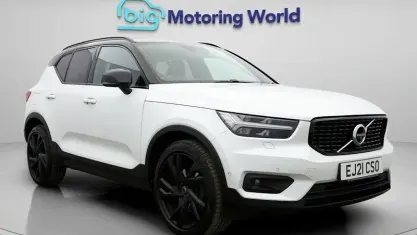 Usado Volvo XC40 R-Design Pro 250 HP (183 kW) 2021 Branco SUV