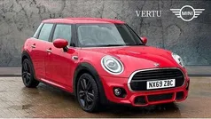 Chili red Used 2019 Mini Cooper Sport Hatchback | £14,204 (Fair price)