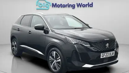 Used Peugeot 3008 Allure+ 131 HP (96 kW) 2023 Black SUV