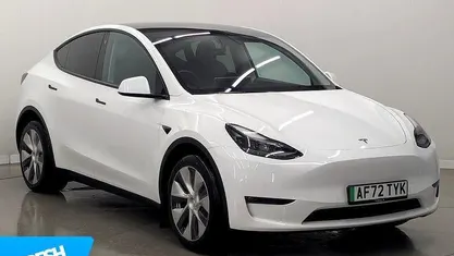 Used 2025 Tesla Model Y Long Range AWD SUV | £24,390 (Super price)