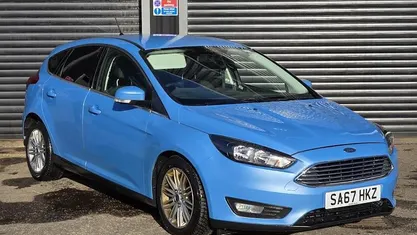 Used Ford Focus Zetec 125 HP (91 kW) 2017 Hatchback