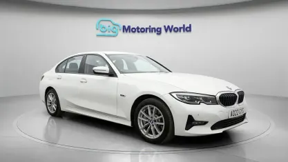 Used BMW 330e 292 HP (214 kW) 2022 White Sedan