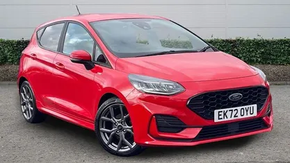 Used Ford Fiesta ST-Line 125 HP (91 kW) 2022 Red Hatchback