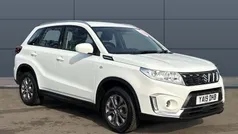 White Used 2019 Suzuki Vitara SZ4 SUV | £10,342 (Fair price)
