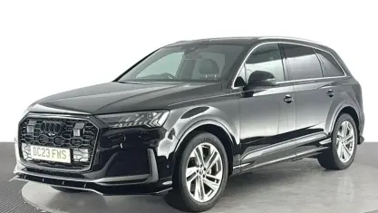 Used Audi Q7 S-Line 231 HP (169 kW) 2023 Black SUV