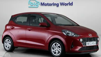 Used Hyundai i10 SE 67 HP (49 kW) 2022 Red Hatchback
