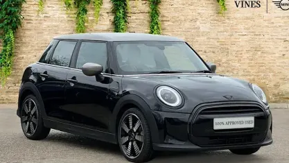 Used Mini Cooper Exclusive 136 HP (100 kW) 2022 Black Hatchback