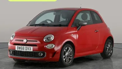 Begagnad Fiat 500 S 69 HK (50 kW) 2018 Röd Halvkombi