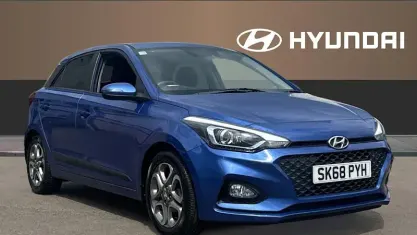Used Hyundai i20 Premium 84 HP (61 kW) 2020 Hatchback