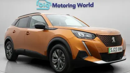 Used Peugeot e-2008 Active+ 100 kW (136 HP) 2023 Orange SUV
