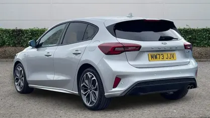 Used Ford Focus ST-Line X 155 HP (114 kW) 2023 Silver Hatchback