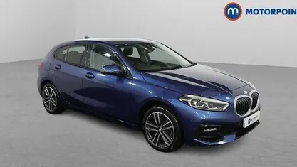 Used BMW 118 Sport Line 136 HP (100 kW) 2024 Blue Hatchback