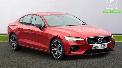 Used Volvo S60 R-Design 250 HP (183 kW) 2019 Red Sedan
