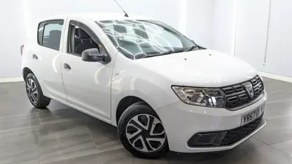 Gebraucht Dacia Sandero Ambiance 75 PS (55 kW) 2017 Weiß Kleinwagen