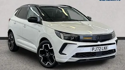 Used Vauxhall Grandland X Ultimate 131 HP (96 kW) 2024 White SUV