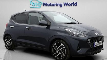 Używany Hyundai i10 Premium 84 KM (61 kW) 2023 Szary Hatchback