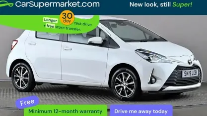 Usado Toyota Yaris 111 HP (81 kW) 2019 Branco Citadino