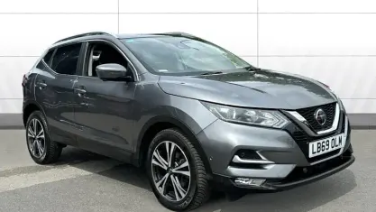 Used Nissan Qashqai N-Connecta 160 HP (117 kW) 2020 Grey SUV