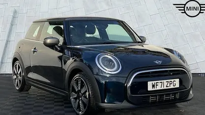 Black Used 2021 Mini Cooper Exclusive Hatchback | £18,145 (Fair price)