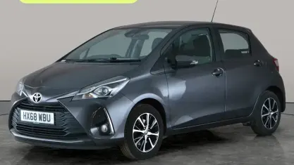 Begagnad Toyota Yaris 111 HK (81 kW) 2018 Grå Halvkombi