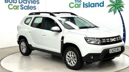 Używany Dacia Duster Expression 130 KM (95 kW) 2023 Biały SUV