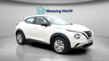 Used Nissan Juke Acenta 114 HP (83 kW) 2023 White SUV