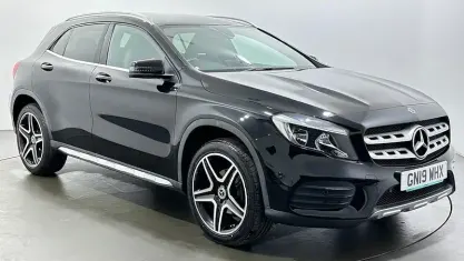 Used Mercedes GLA200 Executive 156 HP (114 kW) 2019 Black SUV