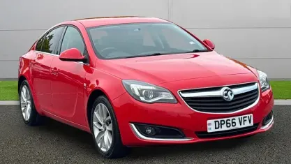 Second-hand Vauxhall Insignia SRi 136 CP (100 kW) 2016 Hatchback
