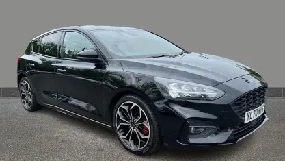 Używany Ford Focus ST-Line X 125 KM (91 kW) 2021 Czarny Hatchback
