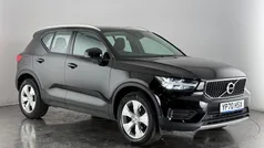 Black Used 2020 Volvo XC40 Momentum SUV | £19,600 (Fair price)