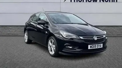 Used Vauxhall Astra SRi 150 HP (110 kW) 2019 Black Hatchback