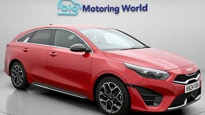 Begagnad Kia ProCeed GT-Line 159 HK (116 kW) 2023 Röd Kombi
