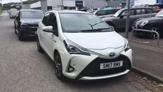 White Used 2017 Toyota Yaris Hybrid Hatchback | £11,000 (Fair price)