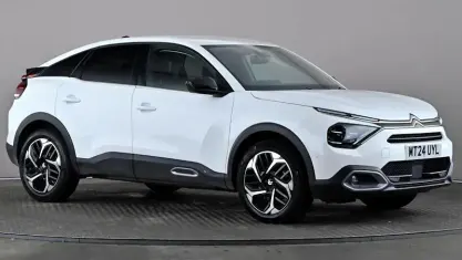 Used Citroën C4 PureTech 131 HP (96 kW) 2024 White SUV