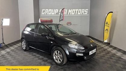 Używany Fiat Punto Easy Plus 77 KM (56 kW) 2016 Czarny Hatchback