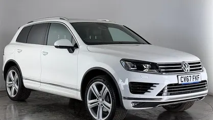 Used VW Touareg R-line Plus 262 HP (192 kW) 2017 White SUV