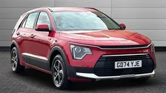 Runway red Used 2025 Kia Niro 2 SUV | £23,895 (Fair price)